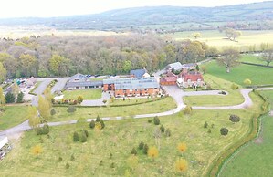 The Victorian Barn self catering holidays with pool & hot tubs