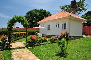 Victoria Lake View Guest House & Safaris