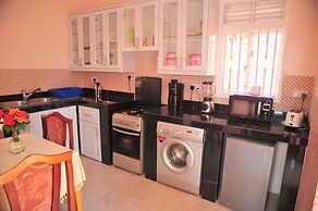 Victoria Lake View Guest House & Safaris