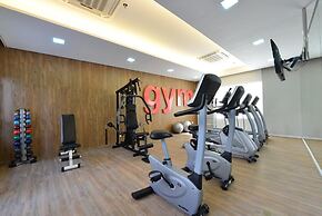 Flat no novo edifício conceito com linda vista mar