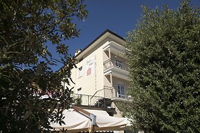 Apart-Hotel La Rocchetta