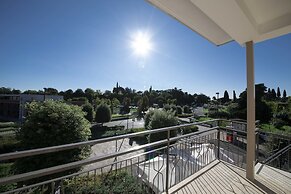 Apart-Hotel La Rocchetta