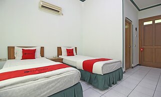 RedDoorz near XT Square Yogyakarta