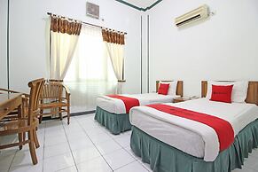 RedDoorz near XT Square Yogyakarta
