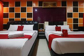 RedDoorz Plus near DC Mall Batam