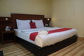 RedDoorz Plus near DC Mall Batam