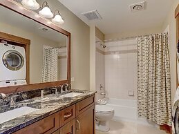 River Run Village by Gondola Resorts