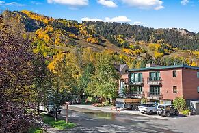 Downtown Aspen Vacation Rentals
