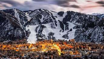 Downtown Aspen Vacation Rentals
