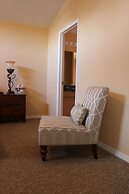 4BR 3BA Home in Rolling Hiils by CV-7901