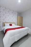 RedDoorz Syariah near Metropolitan Mall Bekasi