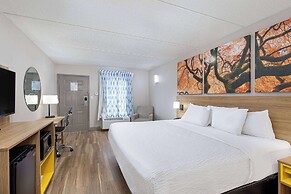 Days Inn by Wyndham Knoxville North