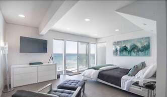 Malibu Ocean Front Villa