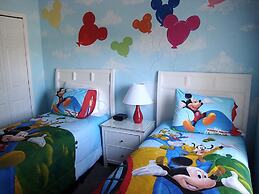 3BR 2.5BA Home in Emerald Island Resort by CV-8479