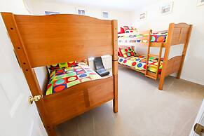 7BR 4.5BA Home in Emerald Island Resort by CV-2767