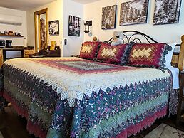 Alpen Way Chalet Mountain Lodge