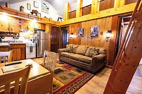 Alpen Way Chalet Mountain Lodge