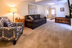 Alpen Way Chalet Mountain Lodge