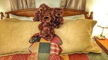 Alpen Way Chalet Mountain Lodge