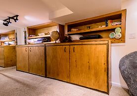 Alpen Way Chalet Mountain Lodge