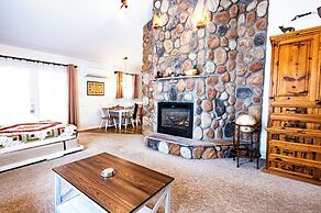 Alpen Way Chalet Mountain Lodge