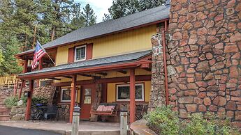 Alpen Way Chalet Mountain Lodge