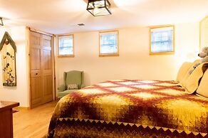 Alpen Way Chalet Mountain Lodge