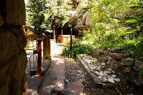 Alpen Way Chalet Mountain Lodge