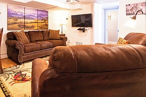 Alpen Way Chalet Mountain Lodge