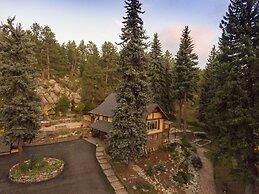 Alpen Way Chalet Mountain Lodge