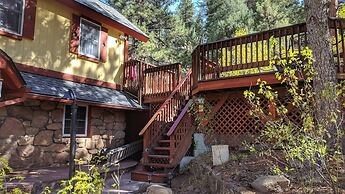 Alpen Way Chalet Mountain Lodge