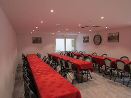 Le Creusot Hôtel