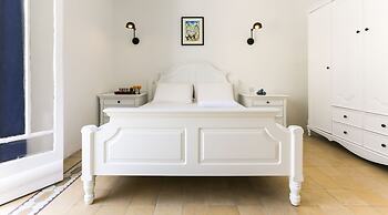 House of Pomegranates