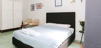 House of Pomegranates