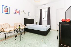 House of Pomegranates