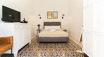 House of Pomegranates