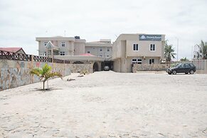 Oceanic Resort