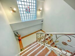 The Linux Garden Hotel