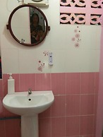 Lucky Homestay - Hostel