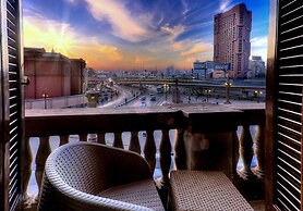 Tahrir Plaza Suites