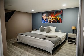 Bahia 79 Apartasuites Cerca al Centro