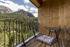 Hotel Arnica Scuol - Adults only