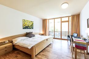 Hotel Arnica Scuol - Adults only