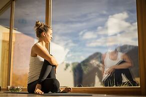 Hotel Arnica Scuol - Adults only