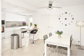 Beachside Fishermans cottage