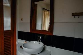 Puri Sunny Guesthouse