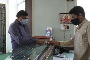 Hotel Aashish Deluxe Kolhapur