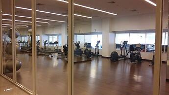 Cosmy Tanglin Apartment