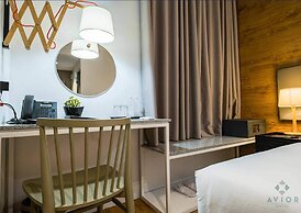 Avior Hotel
