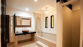 B2 Suthep Night Market Premier Resort